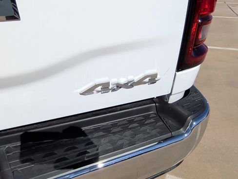 New 2026 RAM 2500 Tradesman w/ Chrome Appearance Group image 38