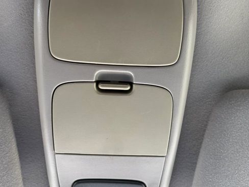 Used 2002 Ford F150 Lightning RWD image 19