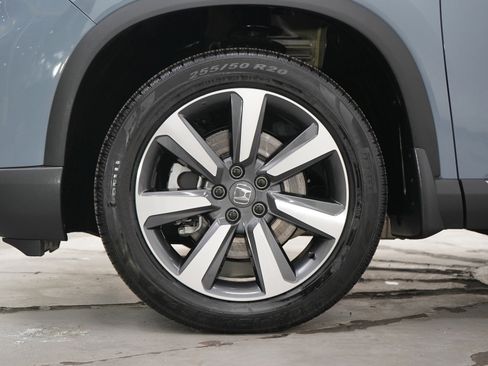 Used 2024 Honda Pilot Touring image 34