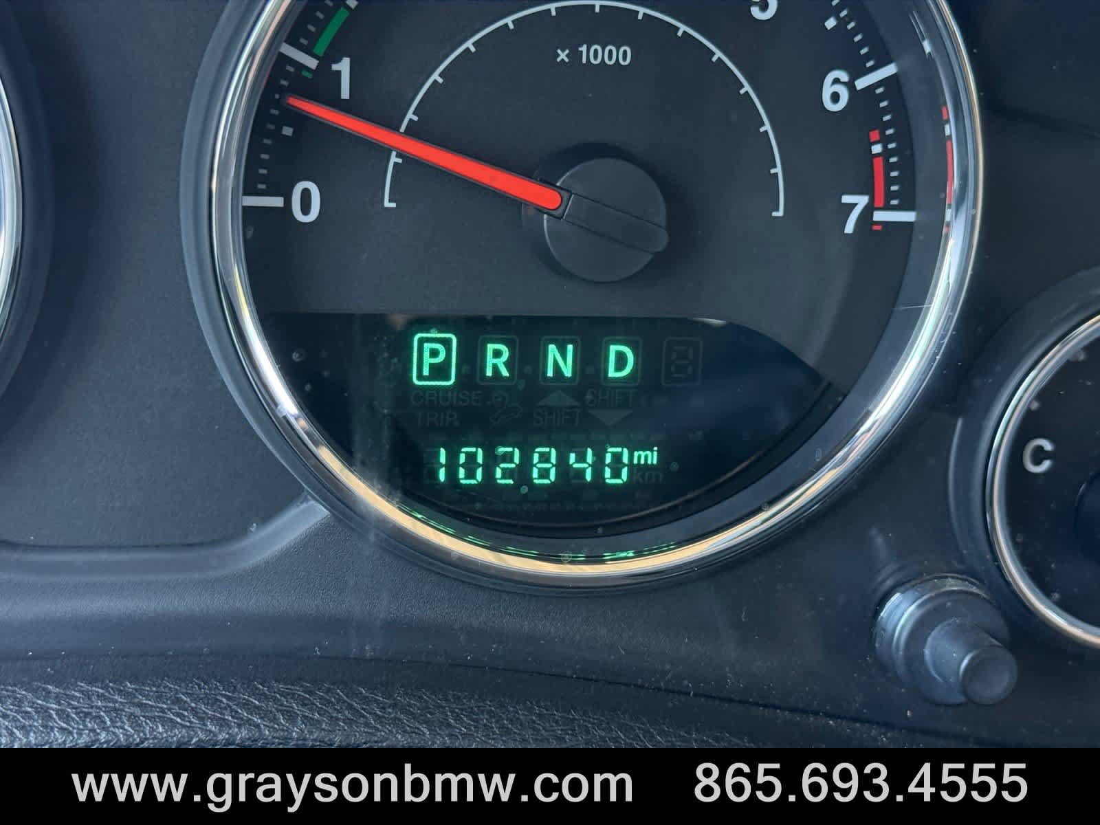 Used 2015 Jeep Wrangler Unlimited Sahara w/ Connectivity Group AWD/4WD image 31