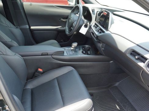 Used 2026 Lexus UX 300h FWD w/ Accessory Package (2T) image 9