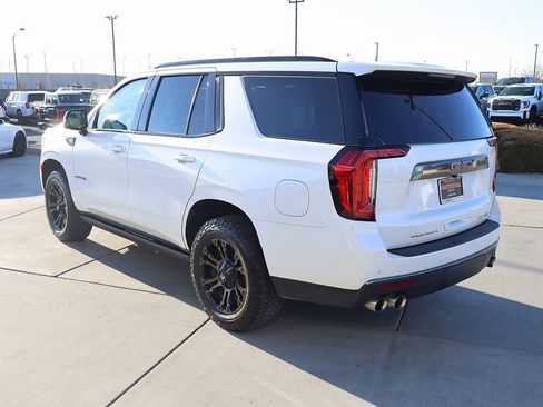 Used 2023 GMC Yukon AT4 w/ AT4 Premium Plus Package image 4