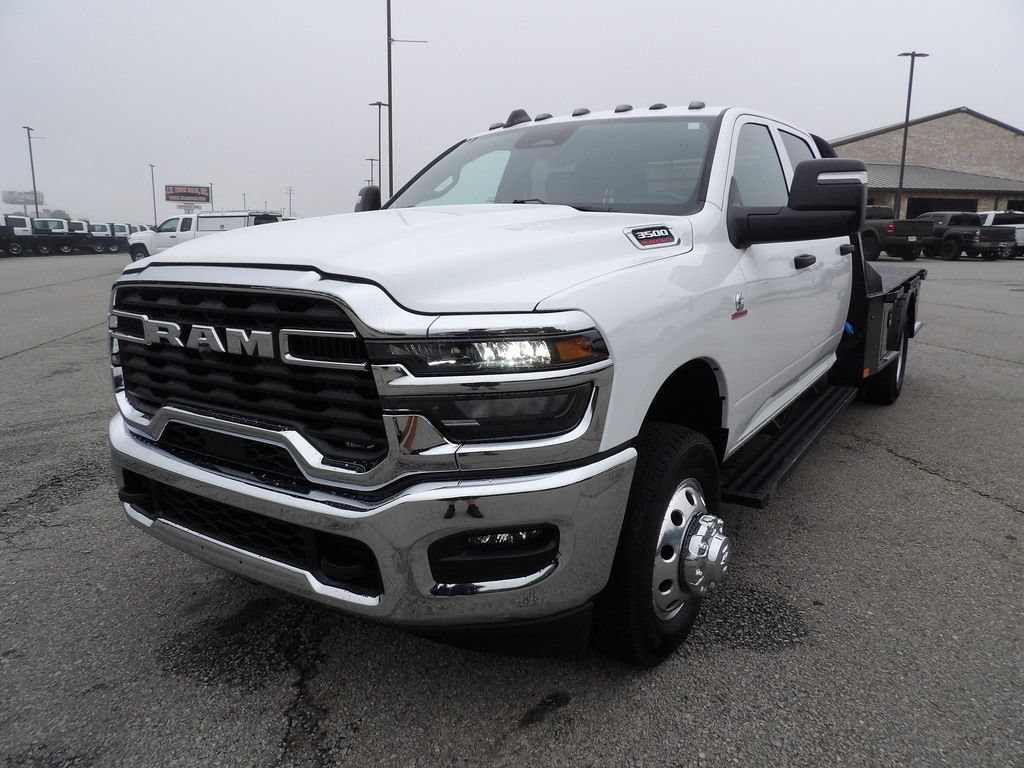 Used 2026 RAM 3500 Tradesman w/ Chrome Appearance Group AWD/4WD image 66