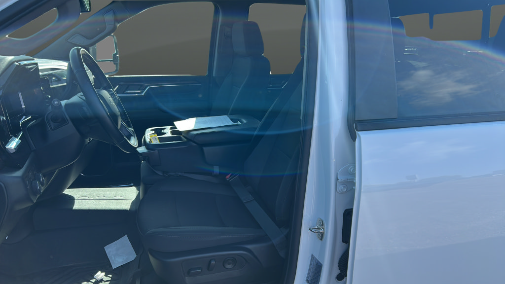 Used 2024 Chevrolet Silverado 3500 LT w/ All Star Edition AWD/4WD image 9