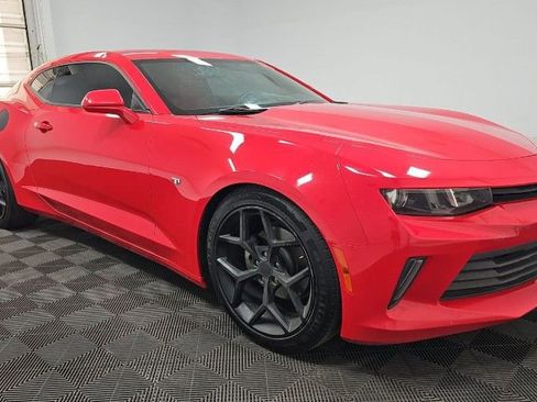 Used 2017 Chevrolet Camaro LT RWD image 1