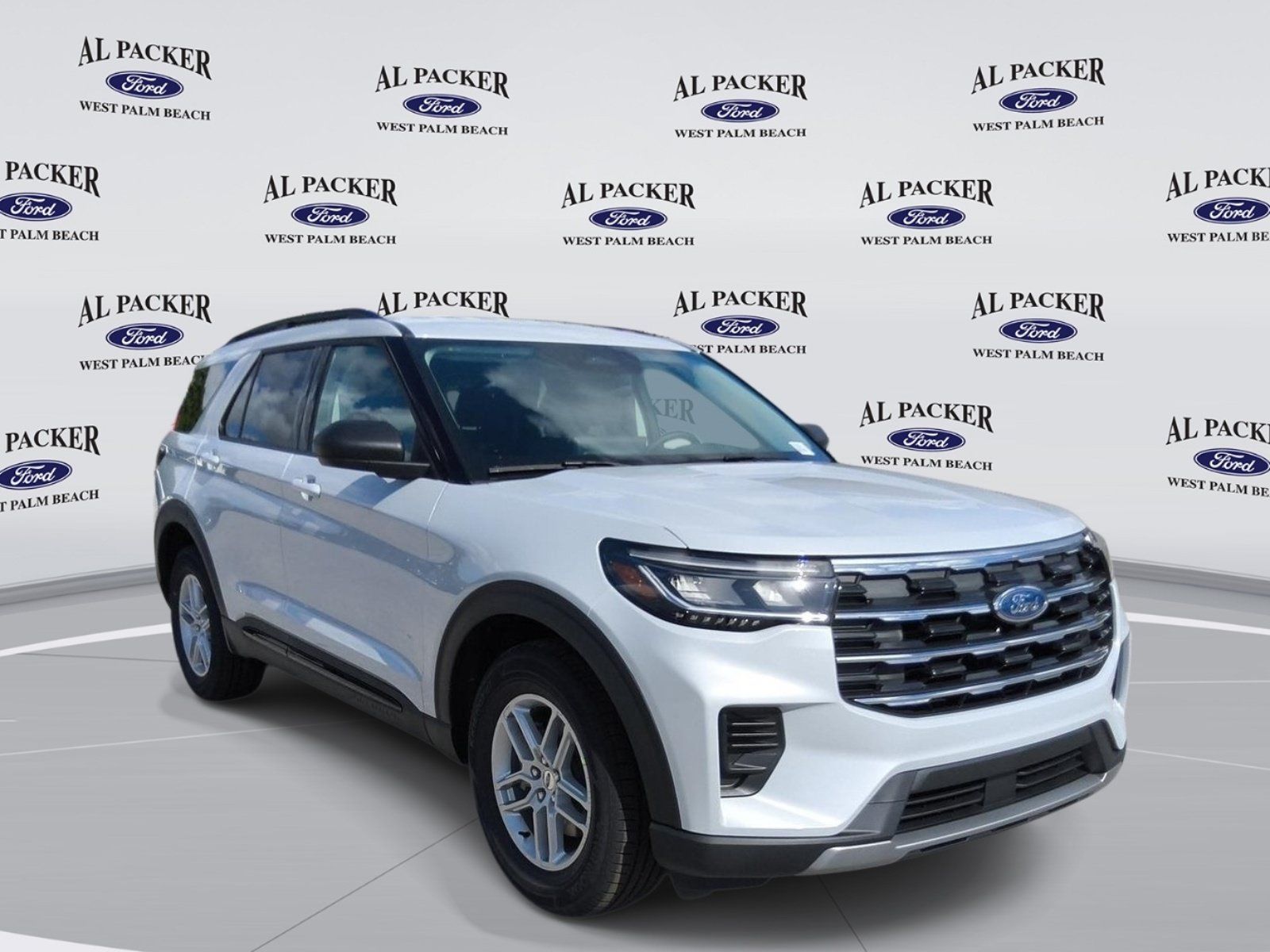 New 2026 Ford Explorer Active RWD image 8