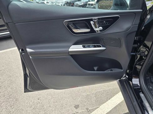 Used 2026 Mercedes-Benz GLC 300 4MATIC image 24