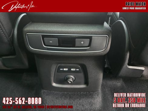 Used 2022 Audi Q4 e-tron Prestige image 27