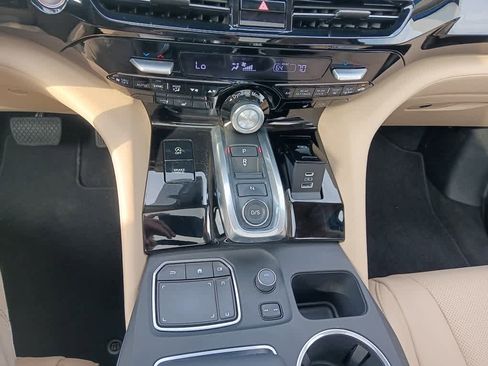 Used 2023 Acura MDX SH-AWD w/ Technology Package image 30