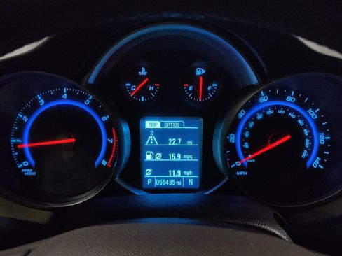 Used 2016 Chevrolet Cruze LT FWD image 23