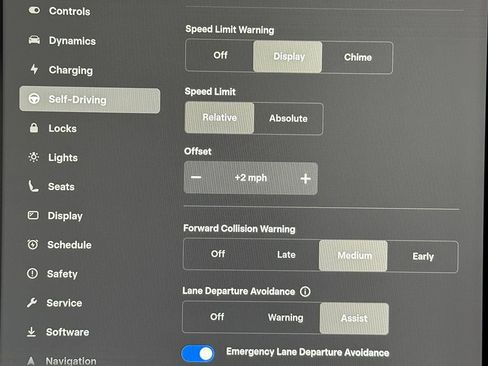 Used 2023 Tesla Model Y Long Range AWD/4WD image 40