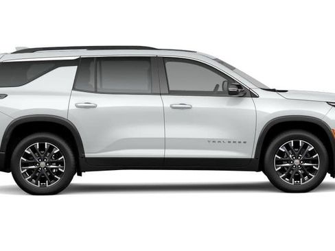 New 2026 Chevrolet Traverse LT w/ Sun and Wheel Package AWD/4WD image 29