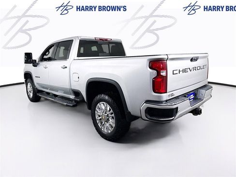 Used 2021 Chevrolet Silverado 3500 High Country w/ Safety Package II image 31