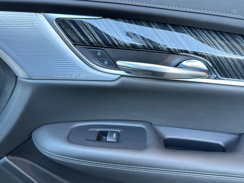 Certified 2025 Cadillac XT6 Premium Luxury image 19