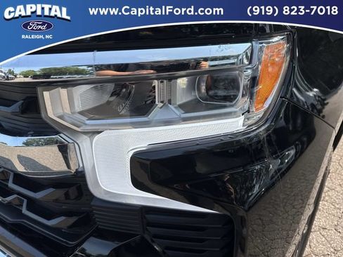 Used 2024 Chevrolet Silverado 1500 LT AWD/4WD image 11