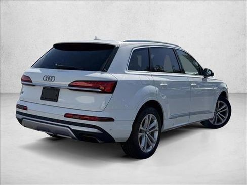 Used 2025 Audi Q7 3.0T Premium Plus image 5