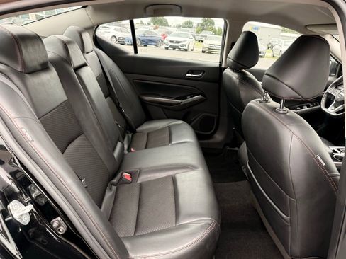 Used 2023 Nissan Altima 2.5 SR image 17