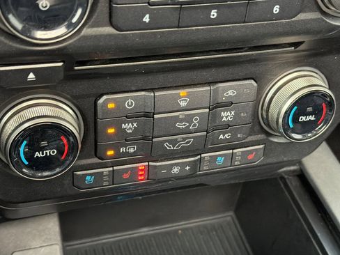 Used 2018 Ford F150 Raptor w/ Equipment Group 802A Luxury image 20