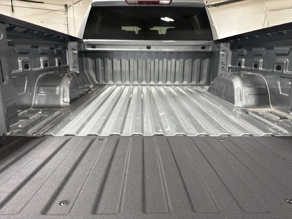 New 2026 Chevrolet Silverado 1500 RST w/ Z71 Off-Road Package AWD/4WD image 24