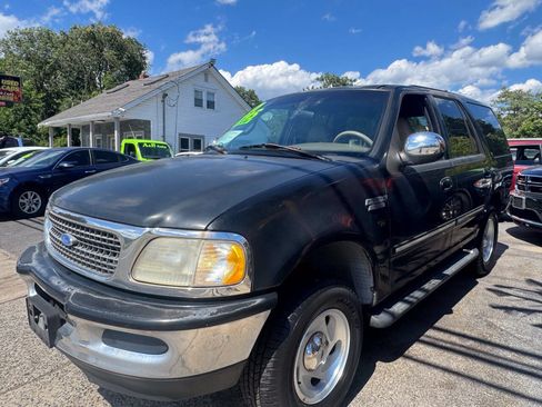 Used 1997 Ford Expedition XLT AWD/4WD image 4
