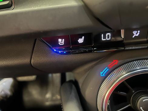 Used 2021 Chevrolet Camaro SS RWD image 48