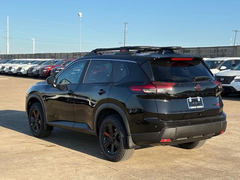 New 2026 Nissan Rogue SV image 7