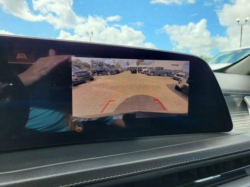 Used 2024 Cadillac XT4 Premium Luxury image 20