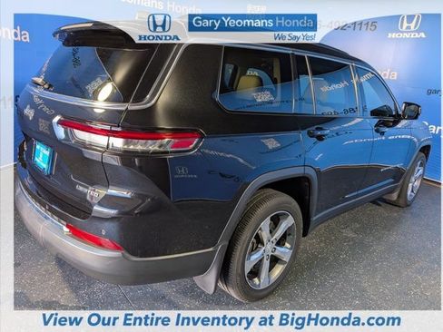 Used 2021 Jeep Grand Cherokee L Limited w/ MOPAR Finishing Package AWD/4WD image 4