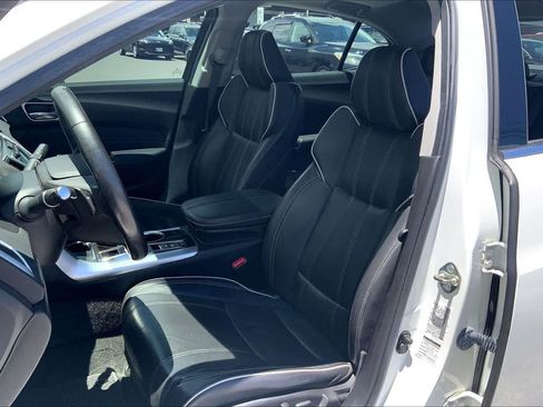 Used 2018 Acura TLX V6 SH-AWD w/ Technology Pkg image 11