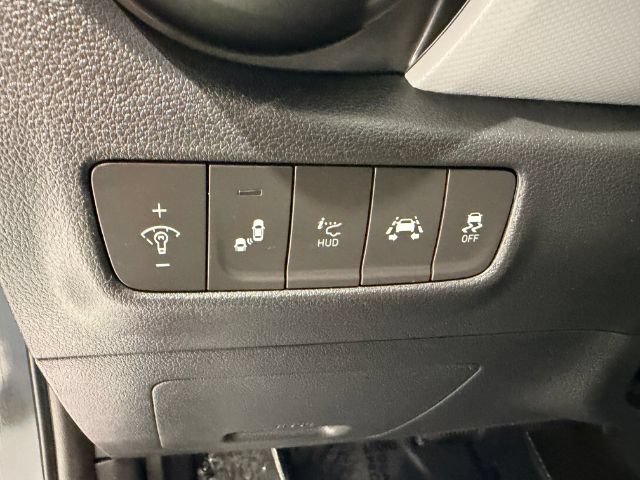 Used 2019 Hyundai Kona Ultimate AWD/4WD image 46