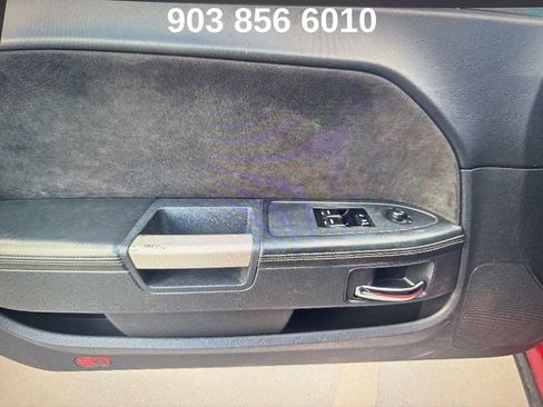 Used 2012 Dodge Challenger SRT8 w/ Premium Sound Group image 9