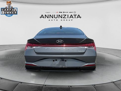 Used 2023 Hyundai Elantra Limited FWD image 4