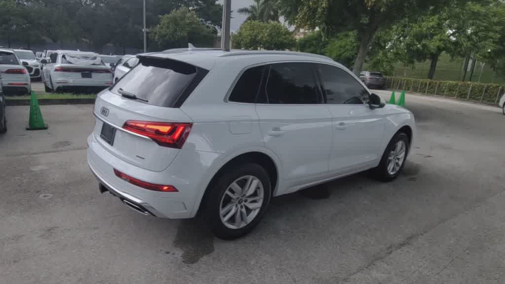 Certified 2023 Audi Q5 2.0T Premium w/ Convenience Package AWD/4WD image 9