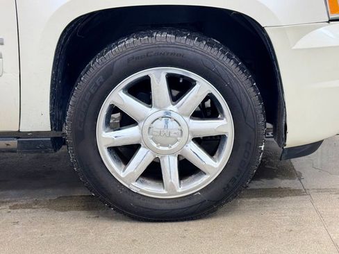 Used 2013 GMC Yukon Denali image 4