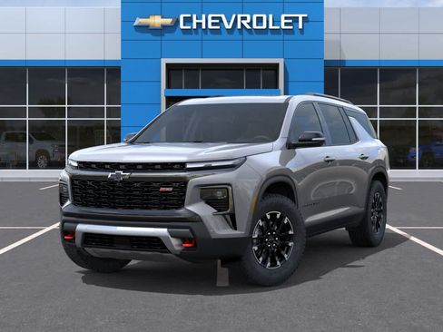 New 2026 Chevrolet Traverse Z71 w/ Enhanced Driving Package AWD/4WD image 6