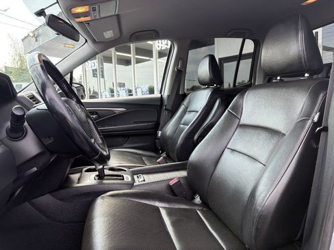 Used 2017 Honda Ridgeline RTL image 32