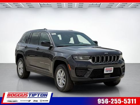 New 2026 Jeep Grand Cherokee Laredo RWD image 1