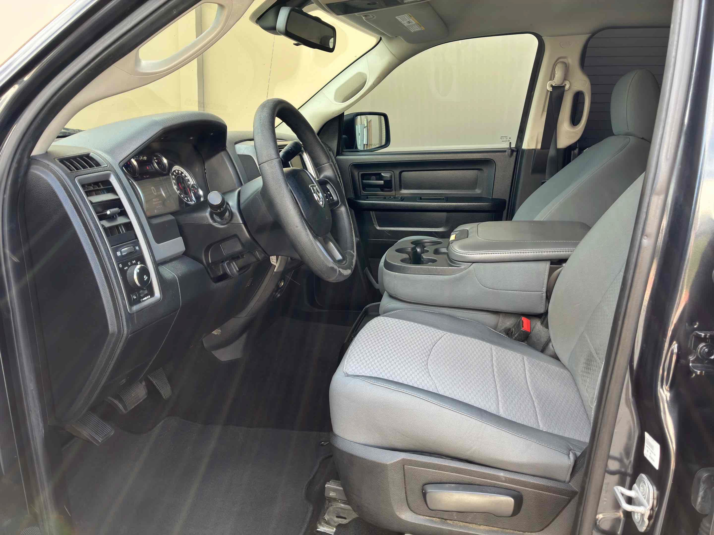 Used 2013 RAM 1500 Express AWD/4WD image 33