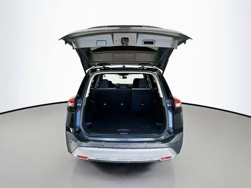 Used 2021 Nissan Rogue SV image 25