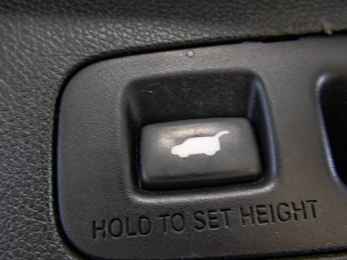 Used 2020 Honda CR-V Touring image 45