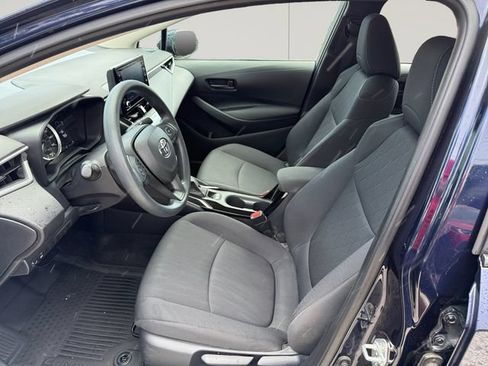 Used 2022 Toyota Corolla LE FWD image 11