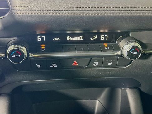 Used 2023 MAZDA MAZDA3 s AWD/4WD image 16
