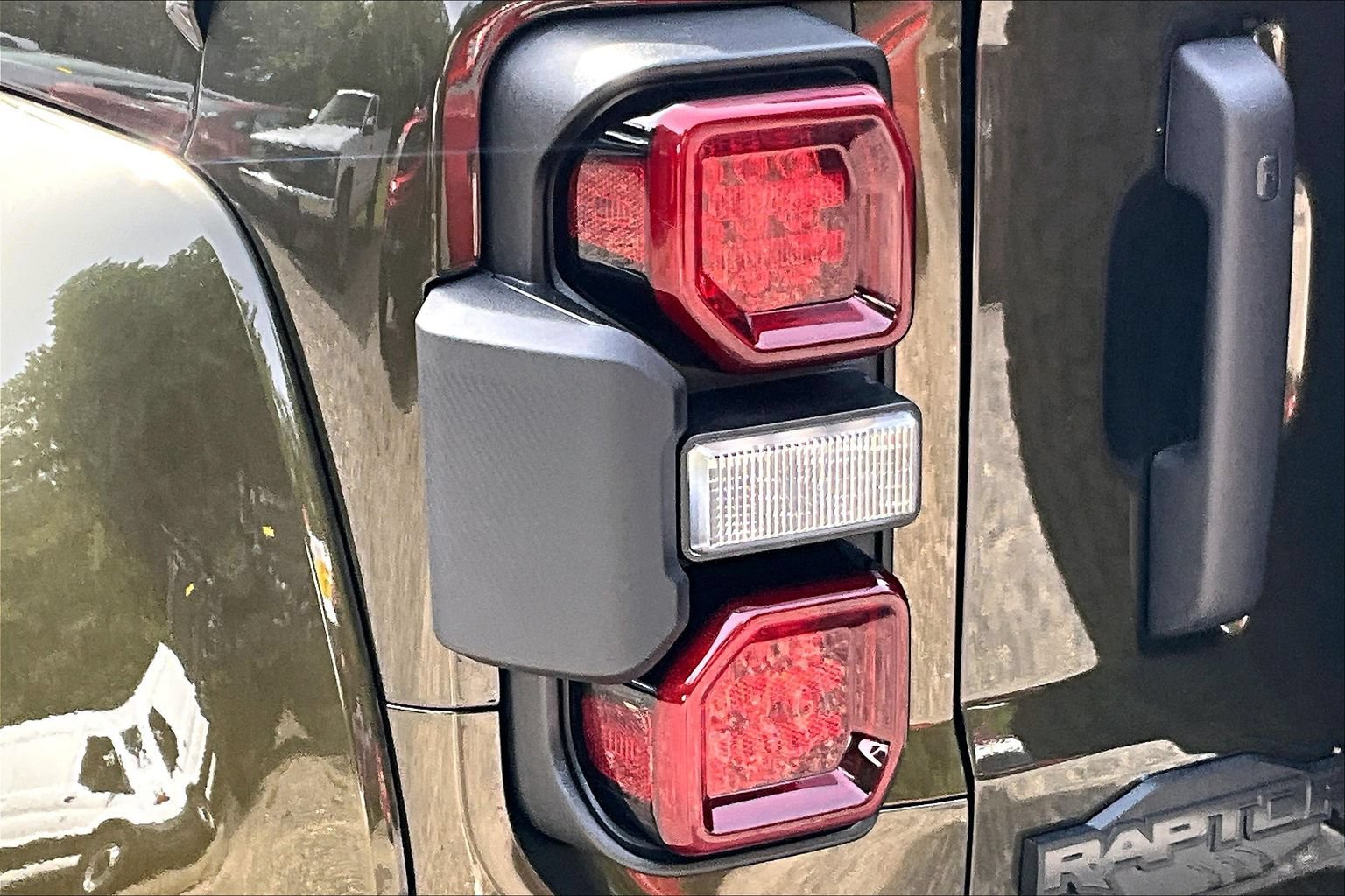 New 2026 Ford Bronco Raptor AWD/4WD image 26