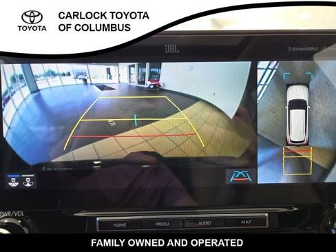 Used 2022 Toyota Highlander Limited AWD/4WD image 31
