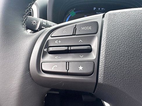 New 2026 Hyundai Venue SEL image 11