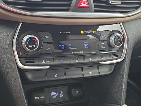 Used 2019 Hyundai Santa Fe Limited FWD image 23