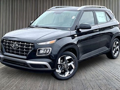 New 2026 Hyundai Venue SEL image 2