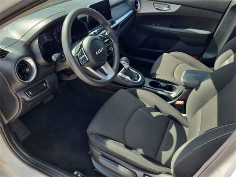 Used 2023 Kia Forte LXS image 13