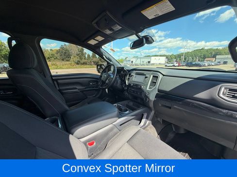 Used 2018 Nissan Titan SV w/ SV Convenience Package AWD/4WD image 40