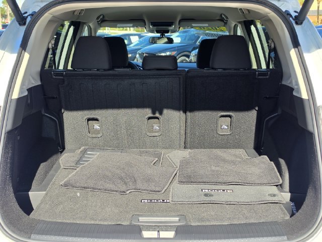 Used 2026 Nissan Rogue SV w/ Cold Weather Package FWD image 6